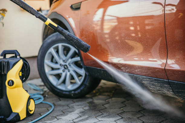 Best Garage Pressure Washing  in Dland, MI