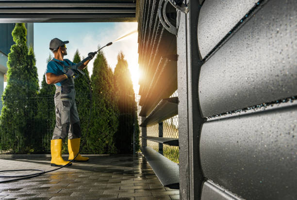 Fence Pressure Washing in Midland, MI